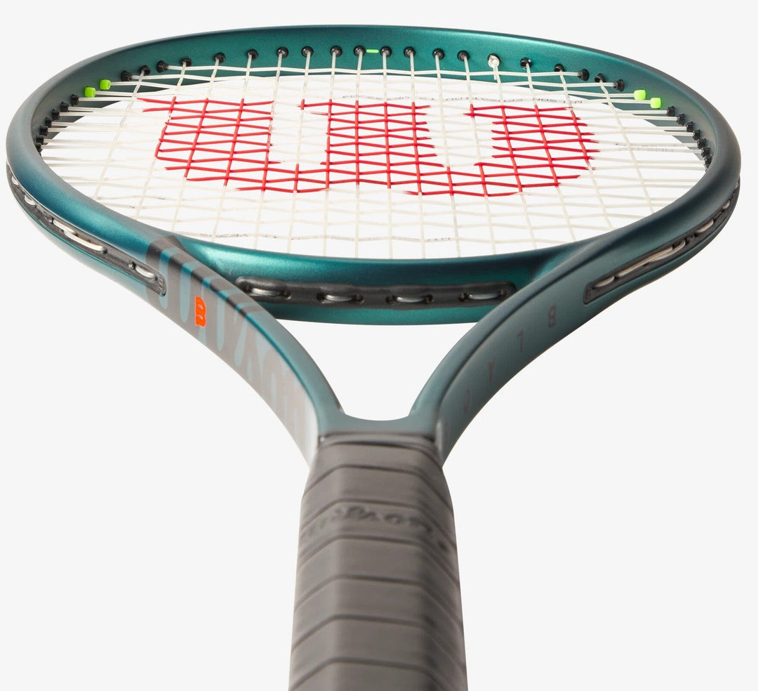 Wilson Blade 98 16x19 V9.0 Tennis Racquet Unstrung Tennis racquets Wilson