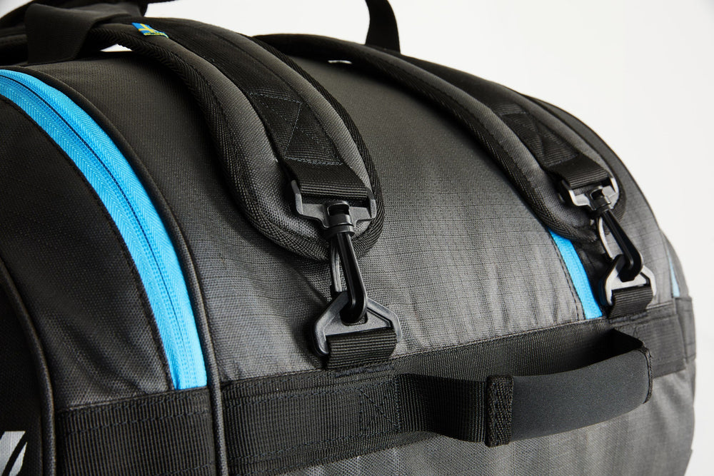 Salming Pro Tour 12R Black/Blue Racquet Bag Bags Salming