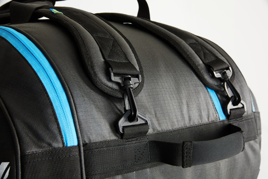 Salming Pro Tour 12R Black/Blue Racquet Bag Bags Salming