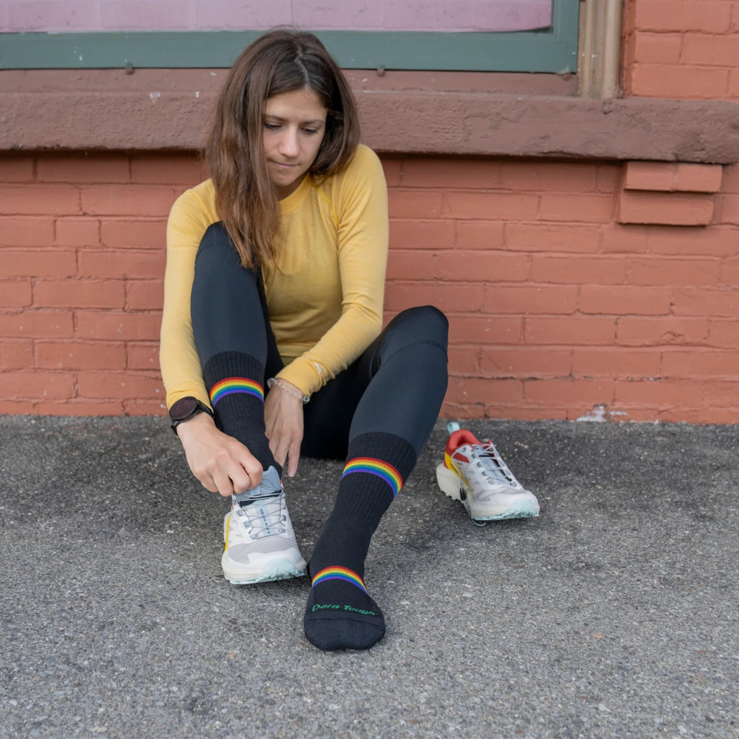Darn Tough Prism Micro Crew 1115 pour femmes Chaussettes de course légères