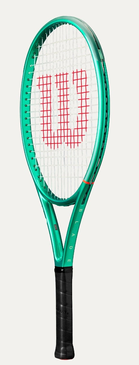 Wilson Blade 25 V10 Junior Tennis Racquet Strung