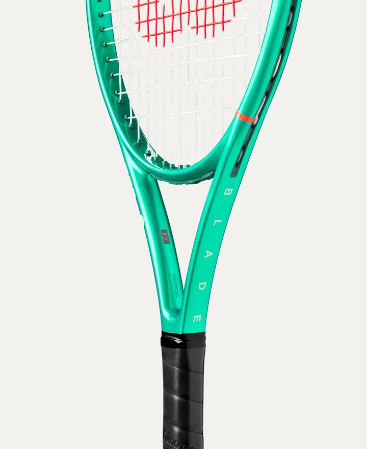 Wilson Blade 25 V10 Junior Tennis Racquet Strung