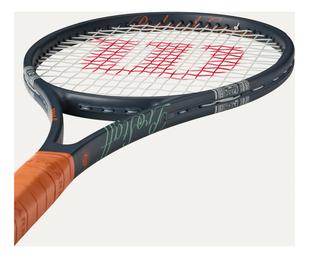 Wilson Pro Staff 97 v14 315g Roland-Garros 2026 Night Session Raquette de tennis non cordée