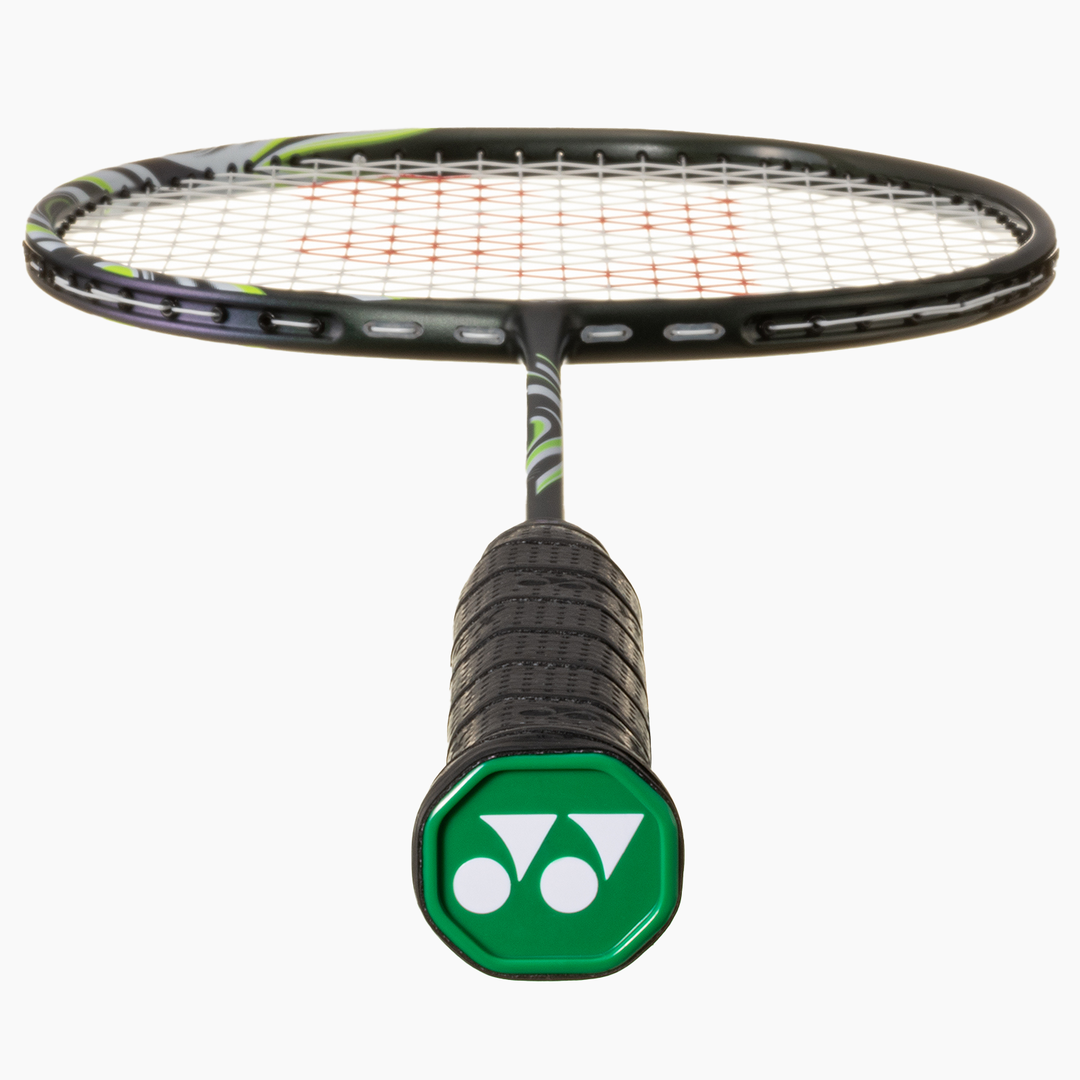 Raquette de badminton Yonex ASTROX 100 Tour 4U avec cadre Viktor Axelsen et cordée vert olive