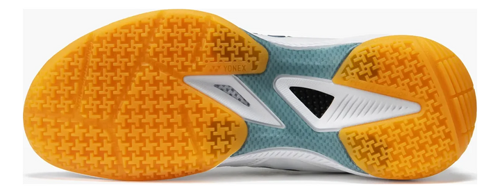Yonex Power Cushion 65 Z4 White Women&