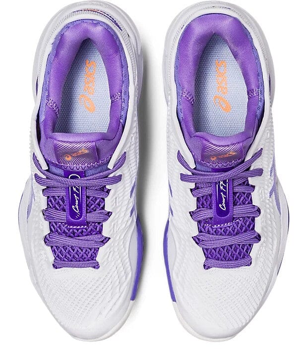 Nike purple sale tennis shoes