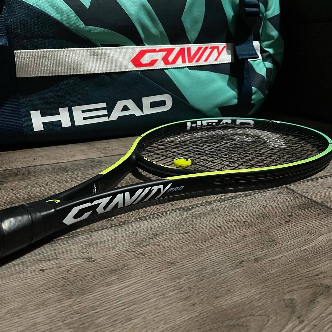 日本未発売】 新品HEAD Gravity PRO 2021 Performance Tennis Racquet Unstrung 