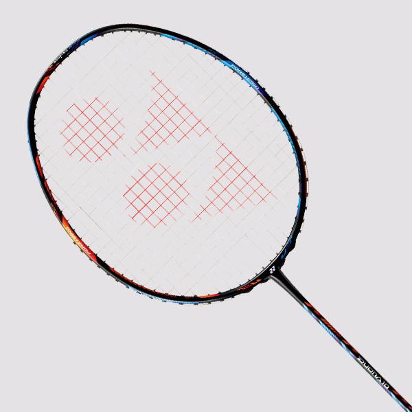 Yonex Duora 7 (Rouge) | Virtuose du sport – Sports Virtuoso